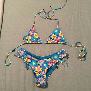 Small blackbough bikini